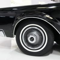 1969 Lincoln Continental Mark III - Image 8