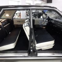 1965 Lincoln Continental Sedan - Image 11