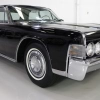1965 Lincoln Continental Sedan - Image 18