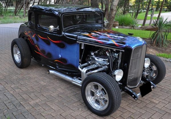 1932 Ford 5-Window Coup