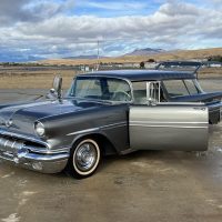 1957 Pontiac Star Chief Custom Safari Two-Door - Image 14