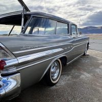 1957 Pontiac Star Chief Custom Safari Two-Door - Image 21