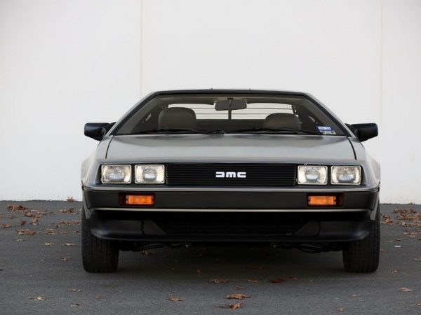 1981 DeLorean DMC-12