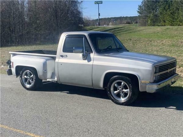 1984 Chevrolet C10 Stepside Pickup