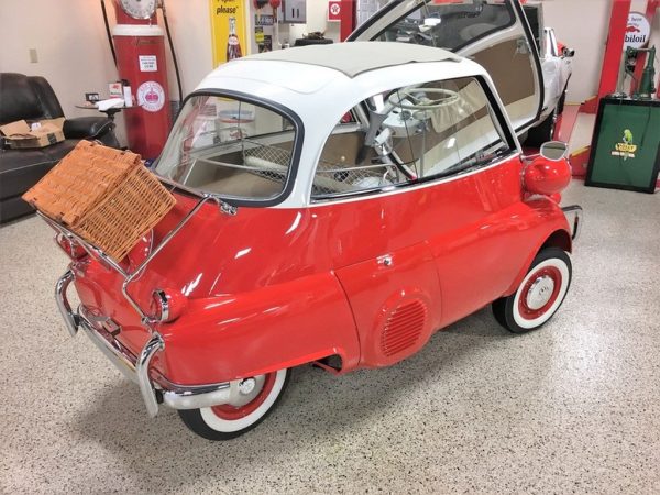 1957 BMW Isetta 300