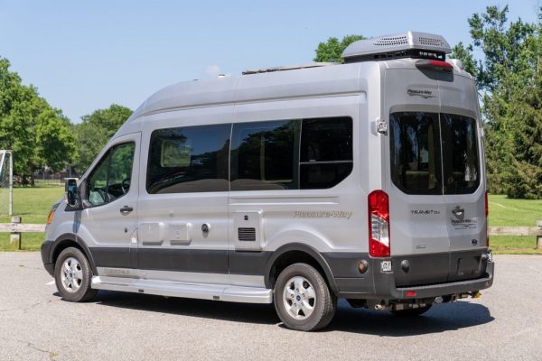 2021 Pleasure-Way Ontour 2.0 Class B